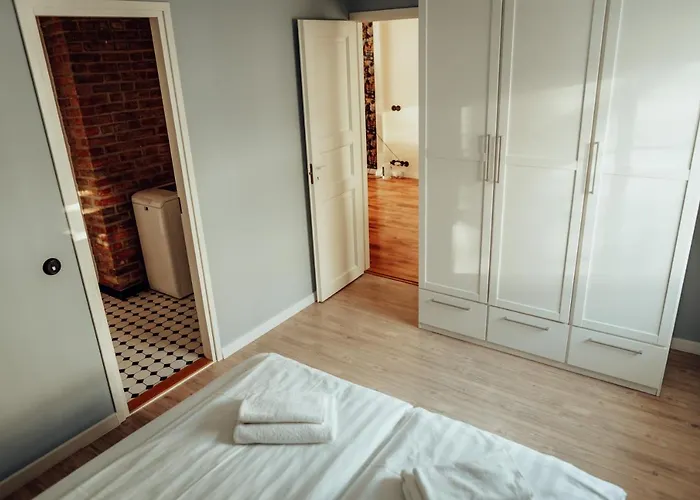 1-bedroom With Bath & Balcony Διαμέρισμα